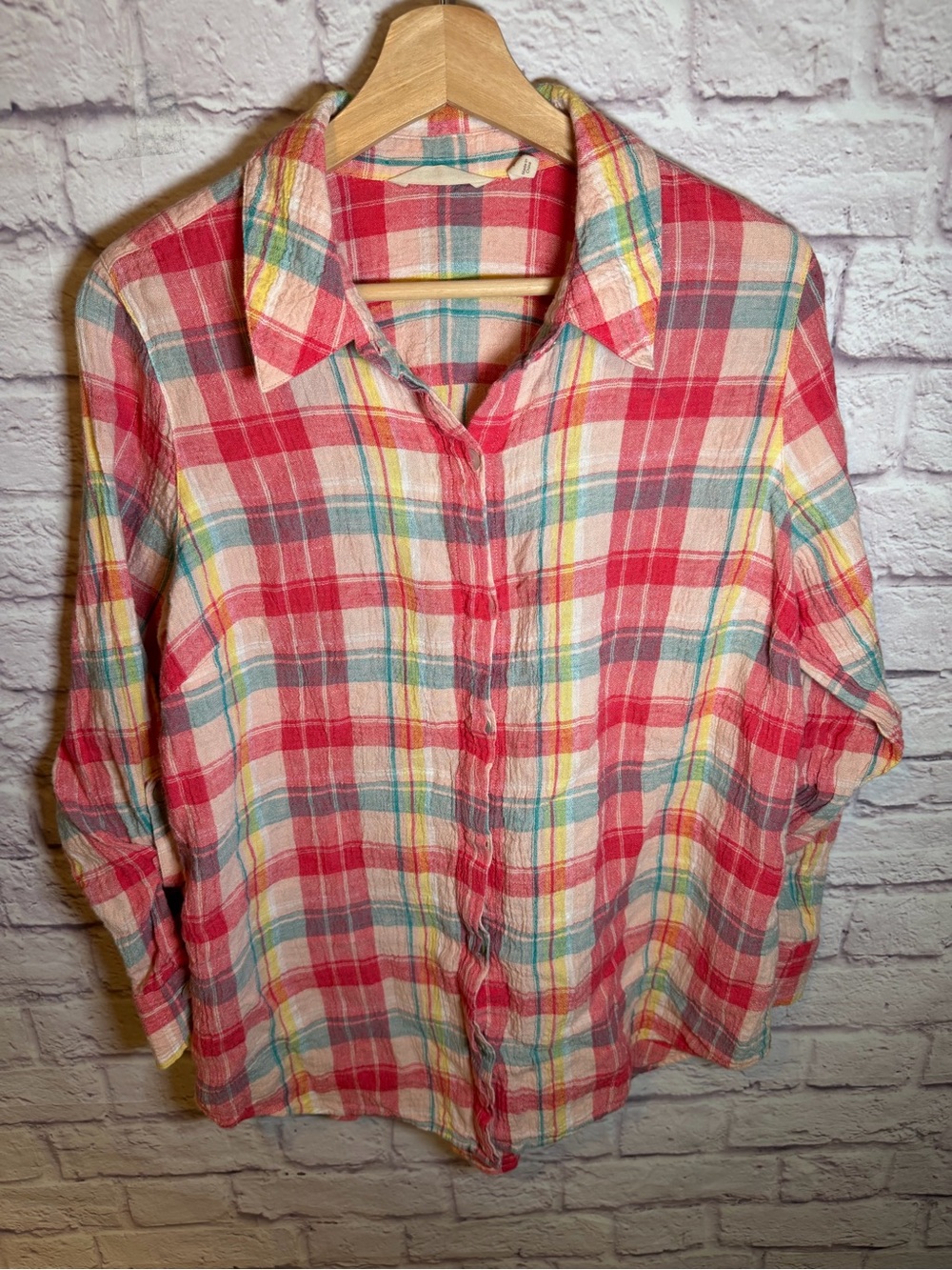 Women’s Soft Surroundings Plaid Multi Color Button Up linen Shirt size medium